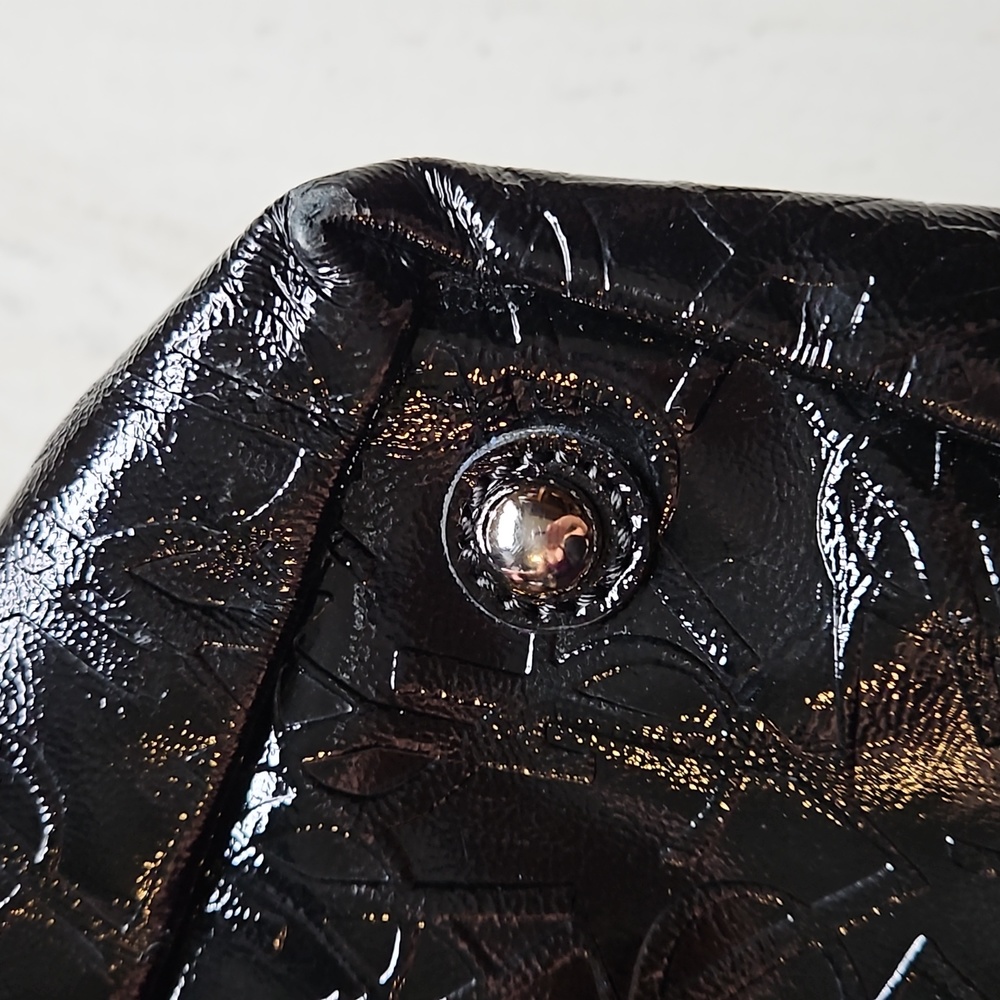 YSL Easy Y Logo Patent Leather Bag Black Silver - Picture 5 of 16
